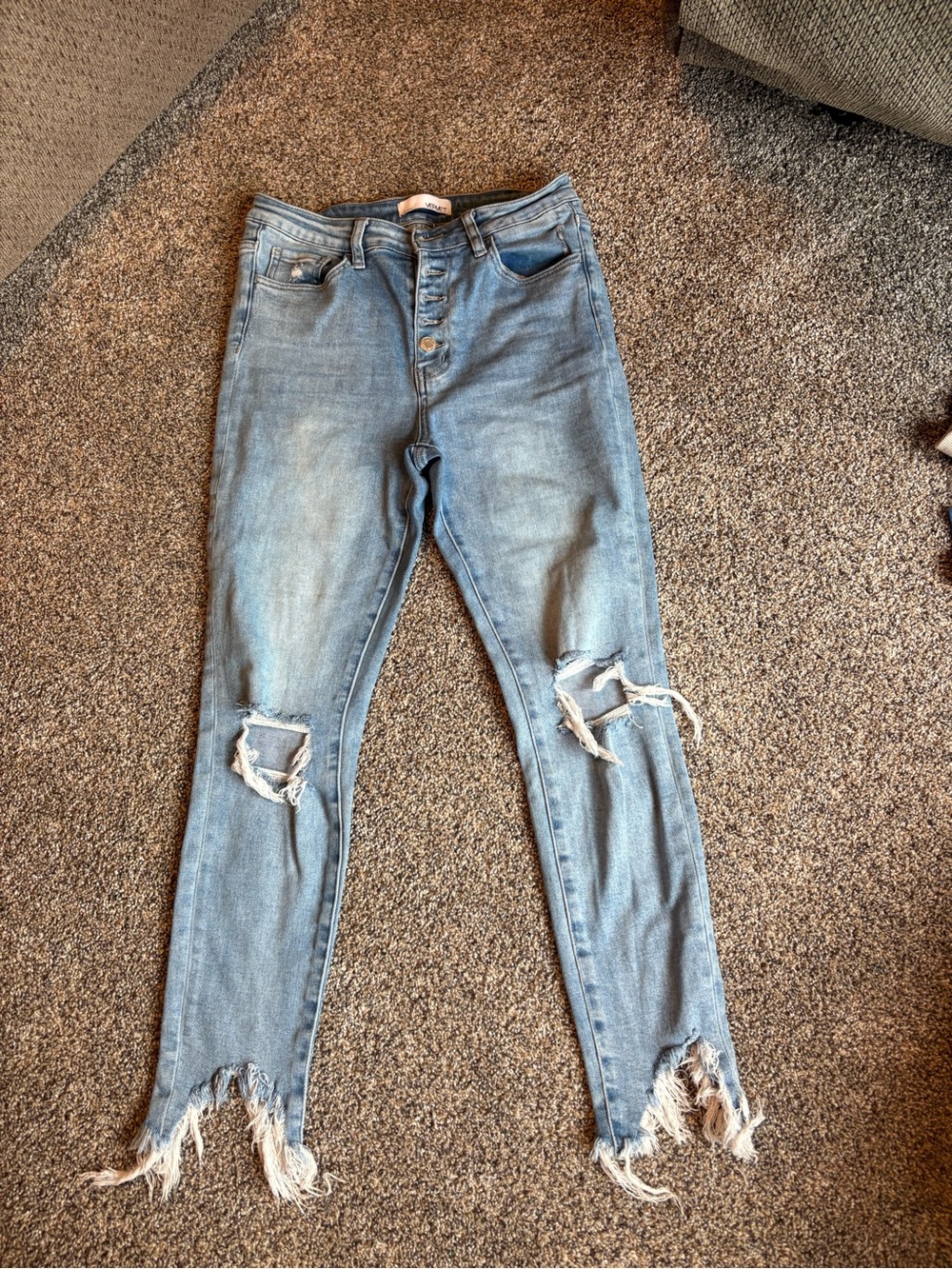 Women's Light Blue Distressed High-Rise Jeans Vervet